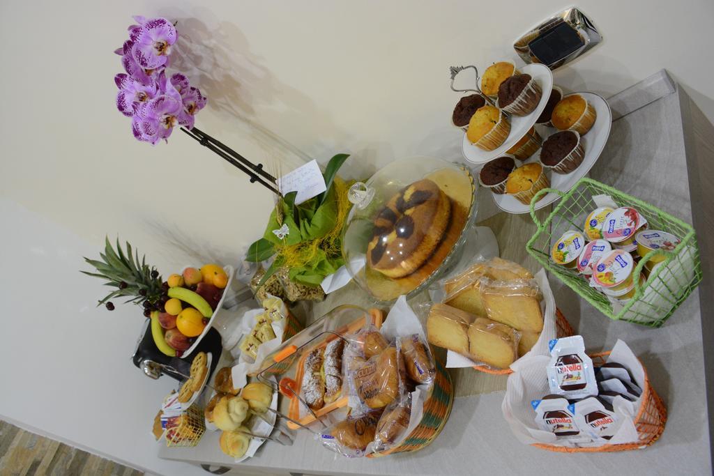 B&B Crystal Месина Екстериор снимка